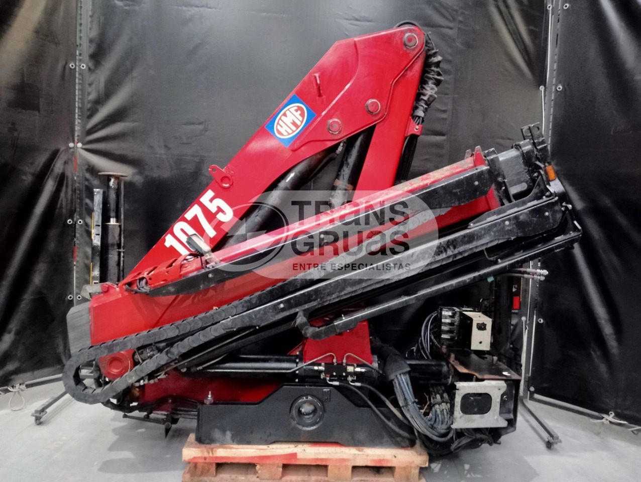 Grúa HMF 1075 K3 - Autolaadkraan voor Vrachtwagen: afbeelding 5 Grúa HMF 1075 K3 - Autolaadkraan voor Vrachtwagen: afbeelding 5