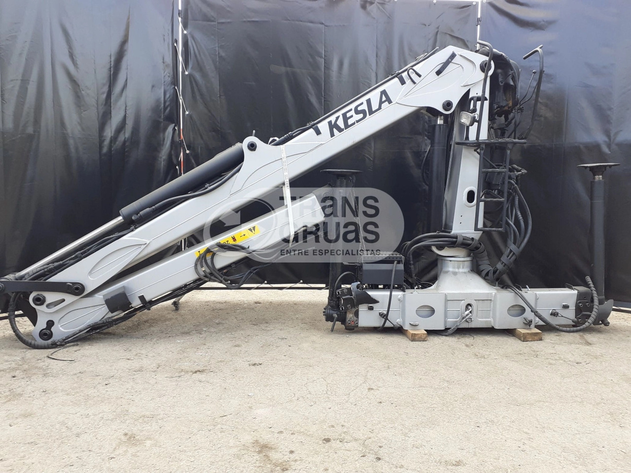 Grúa Kesla 2009L - Autolaadkraan voor Vrachtwagen: afbeelding 4 Grúa Kesla 2009L - Autolaadkraan voor Vrachtwagen: afbeelding 4
