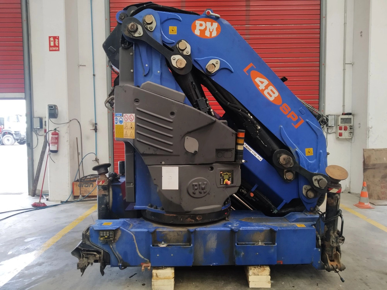 Grúa PM 48 SP - Autolaadkraan voor Vrachtwagen: afbeelding 1 Grúa PM 48 SP - Autolaadkraan voor Vrachtwagen: afbeelding 1