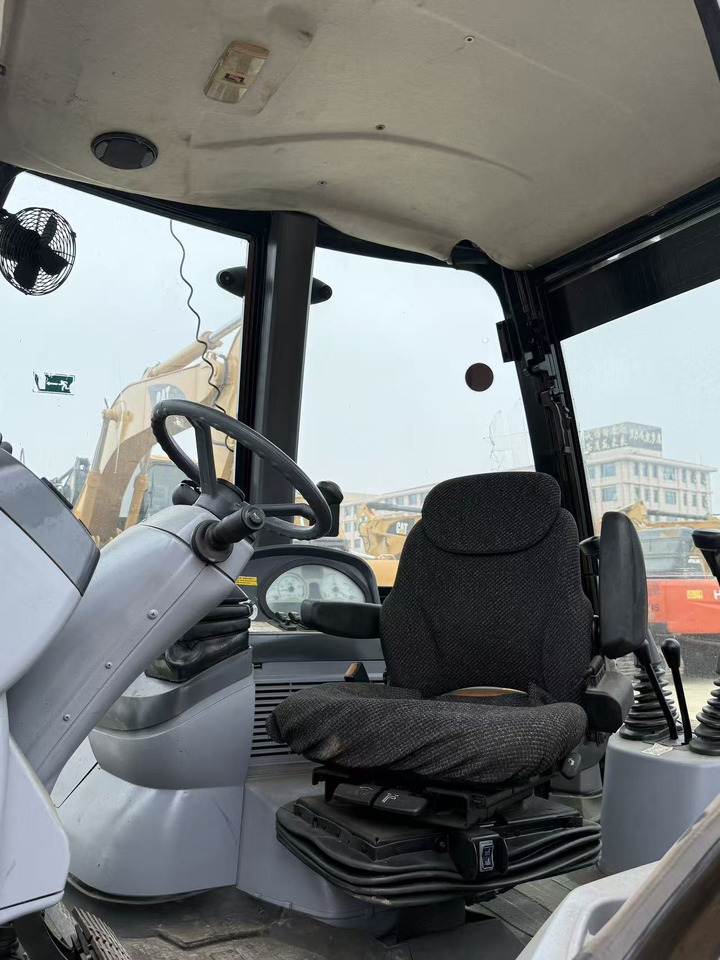 CAT 420F - Graaflaadmachine: afbeelding 5 CAT 420F - Graaflaadmachine: afbeelding 5