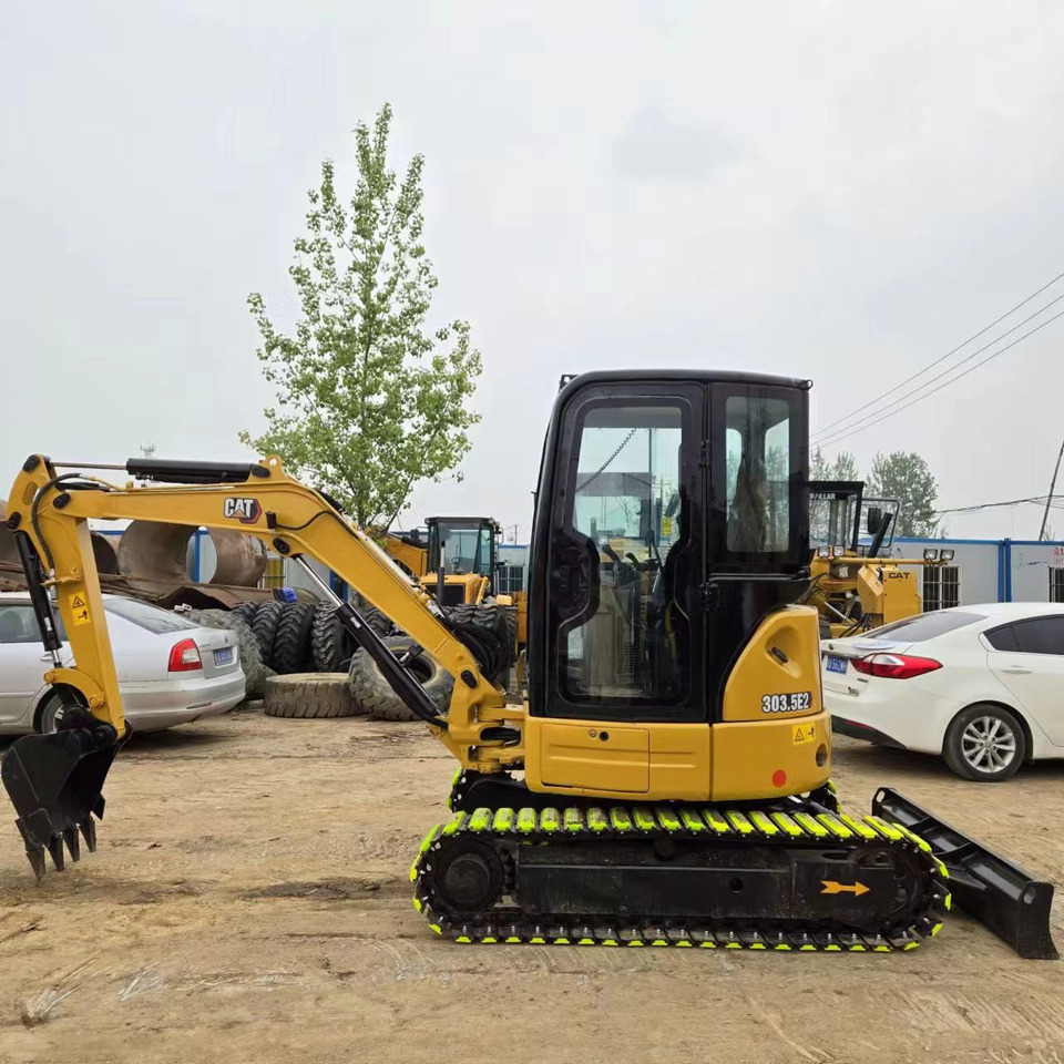 CATERPILLAR 303.5E2 - Minigraafmachine: afbeelding 2 CATERPILLAR 303.5E2 - Minigraafmachine: afbeelding 2