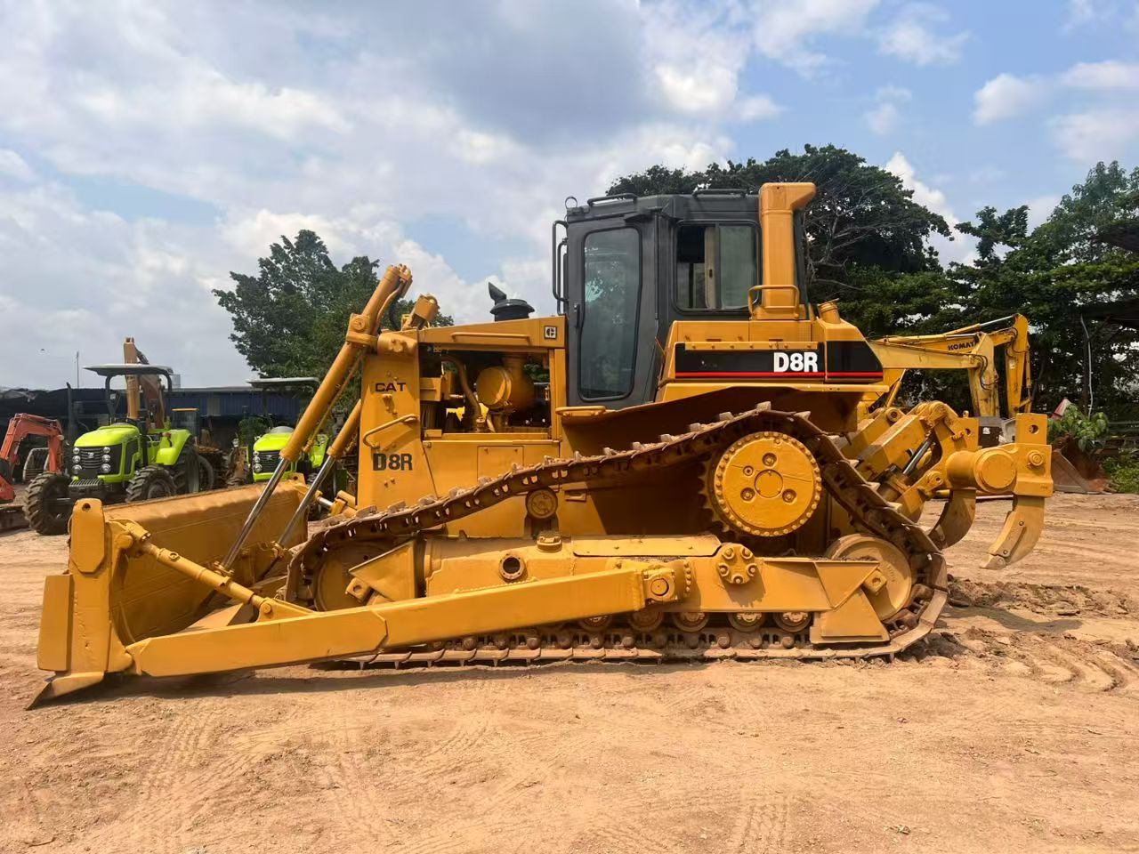 CATERPILLAR D8R - Bulldozer: afbeelding 1 CATERPILLAR D8R - Bulldozer: afbeelding 1