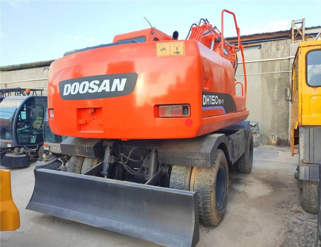 Doosan DH 150 W-7 - Mobiele graafmachine: afbeelding 2 Doosan DH 150 W-7 - Mobiele graafmachine: afbeelding 2
