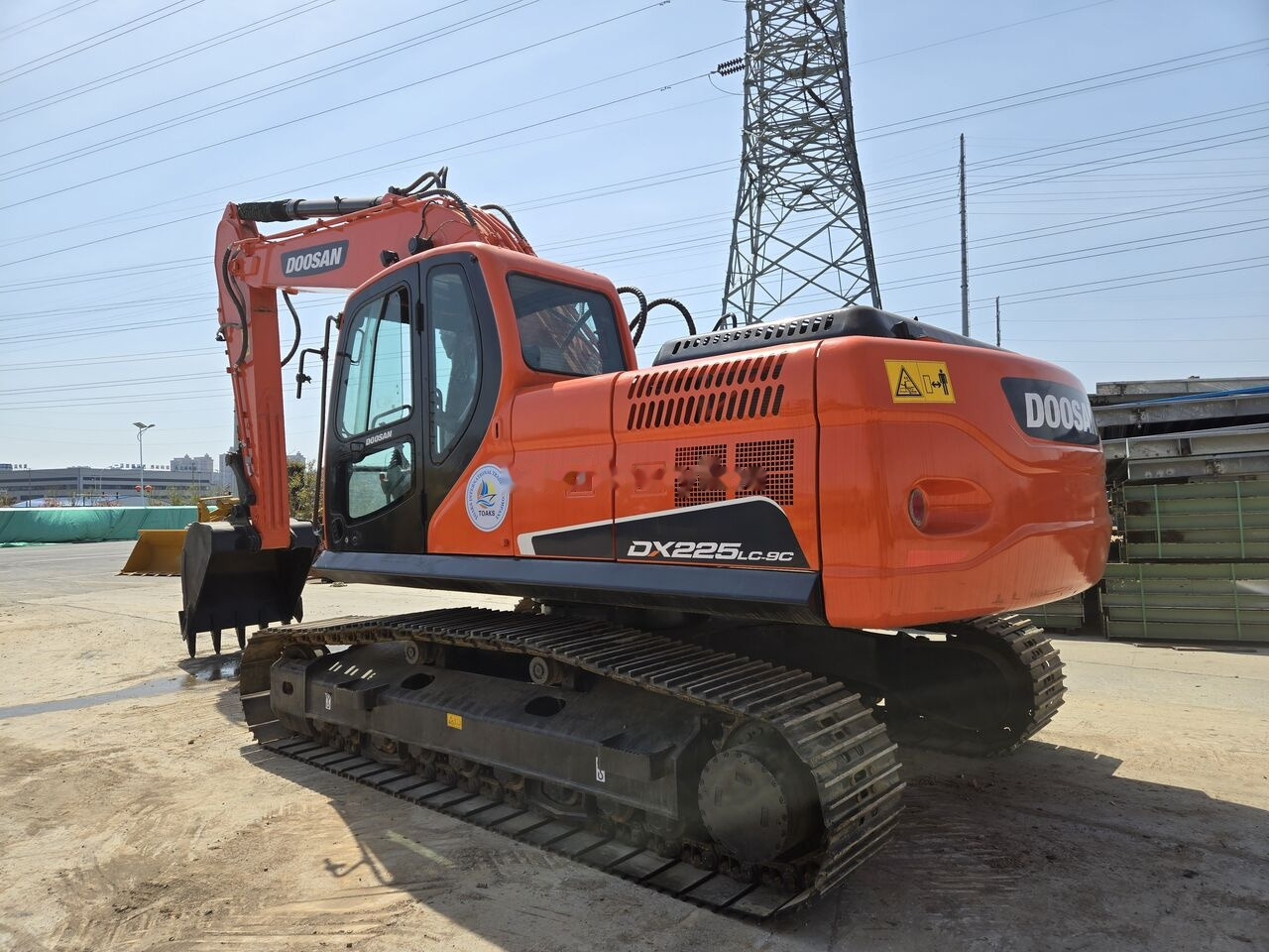 Doosan DX225 - Rupsgraafmachine: afbeelding 3 Doosan DX225 - Rupsgraafmachine: afbeelding 3