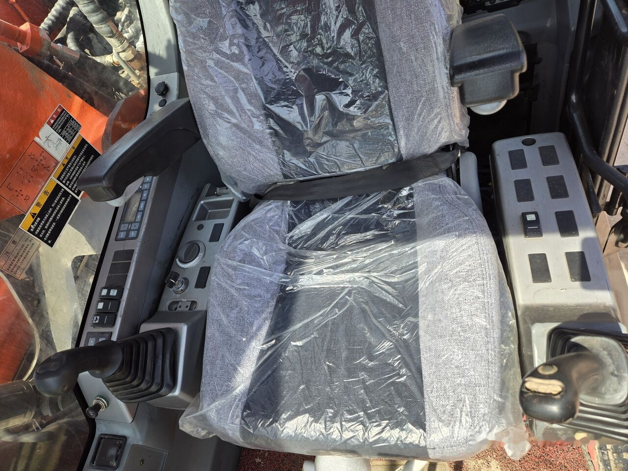 Doosan DX225 - Rupsgraafmachine: afbeelding 4 Doosan DX225 - Rupsgraafmachine: afbeelding 4