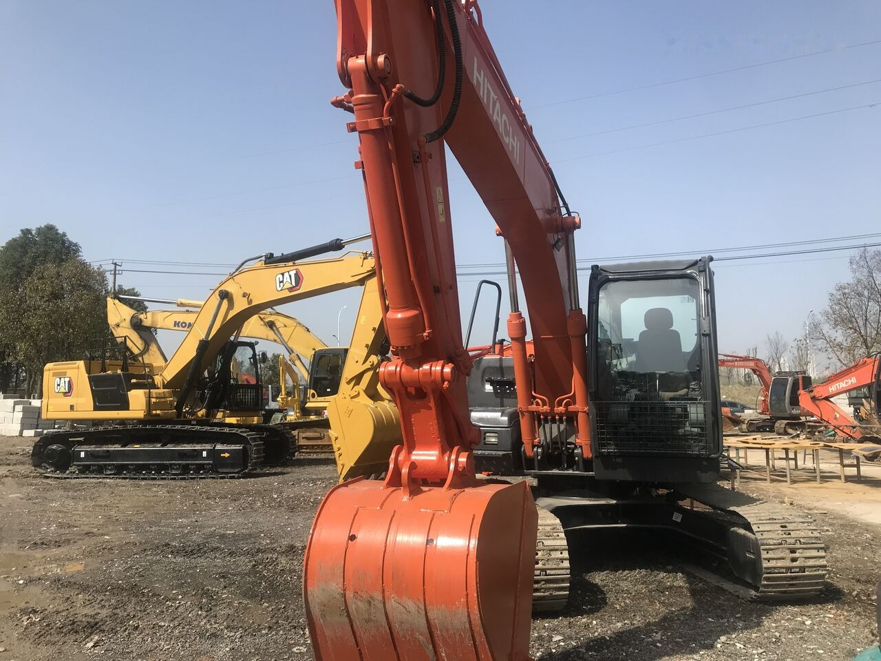 Hitachi ZX130 - Rupsgraafmachine: afbeelding 2 Hitachi ZX130 - Rupsgraafmachine: afbeelding 2