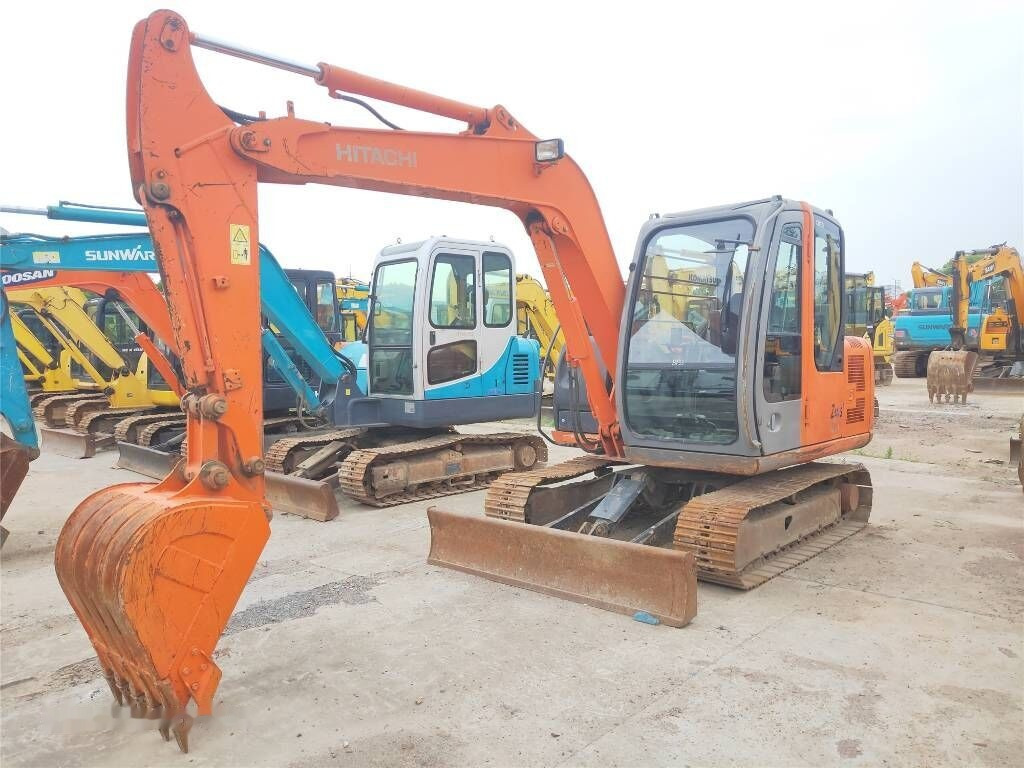 Hitachi ZX60 - Minigraafmachine: afbeelding 1 Hitachi ZX60 - Minigraafmachine: afbeelding 1