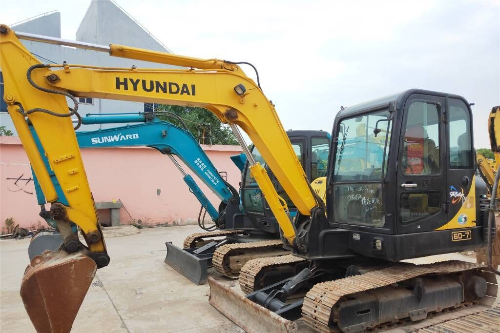 Hyundai R60-7 - Minigraafmachine: afbeelding 2 Hyundai R60-7 - Minigraafmachine: afbeelding 2