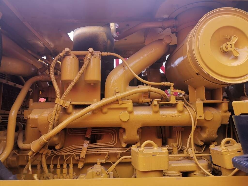 Komatsu D155A-2 - Bulldozer: afbeelding 4 Komatsu D155A-2 - Bulldozer: afbeelding 4
