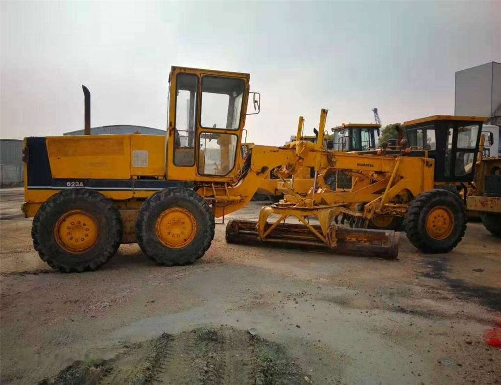 Komatsu GD623A - Grader: afbeelding 3 Komatsu GD623A - Grader: afbeelding 3