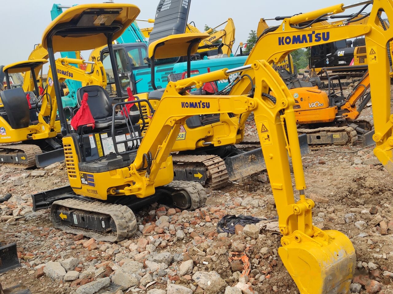 Komatsu PC18MR - Minigraafmachine: afbeelding 3 Komatsu PC18MR - Minigraafmachine: afbeelding 3