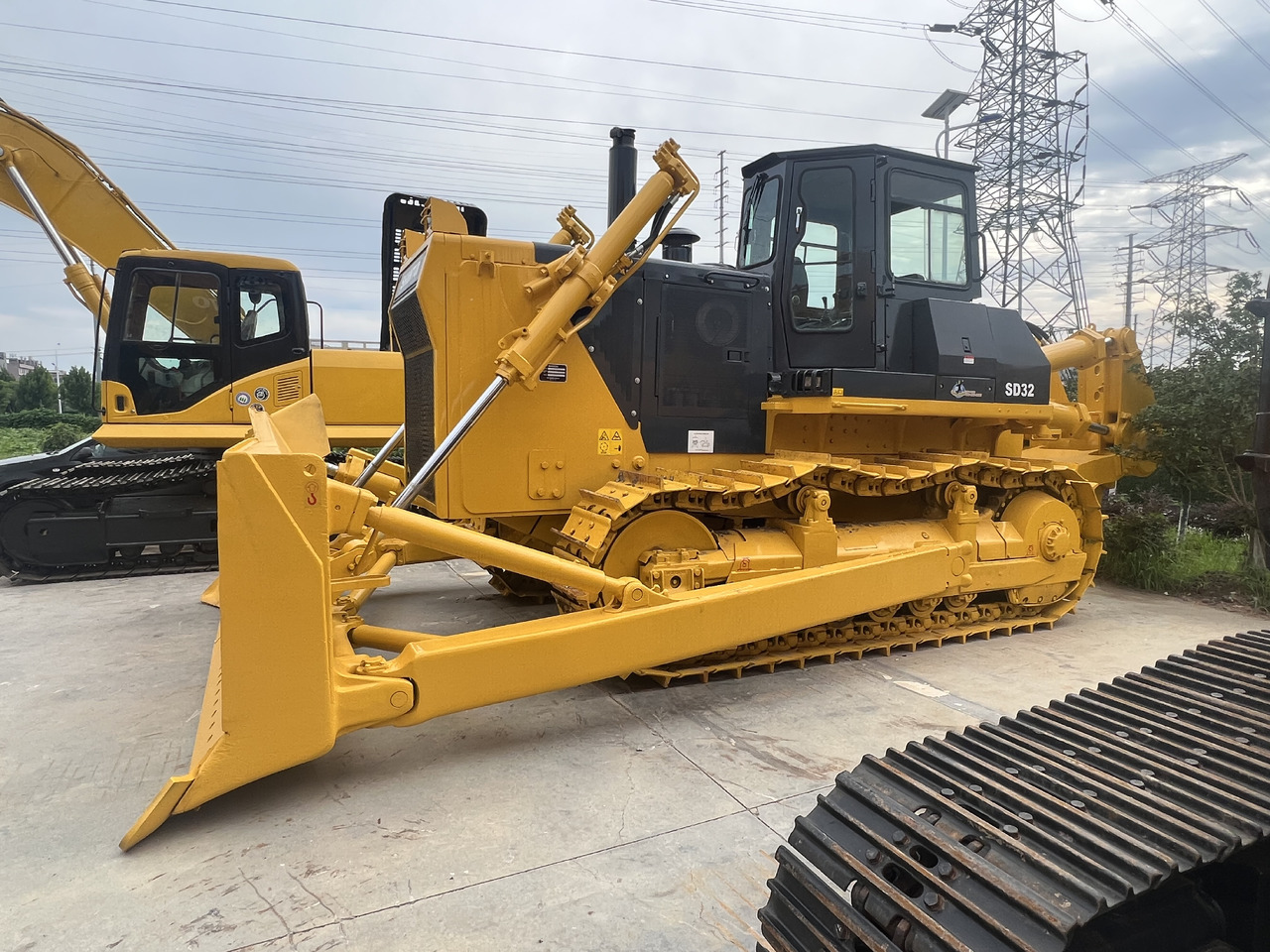 Bulldozer SHANTUI SD32: afbeelding 6