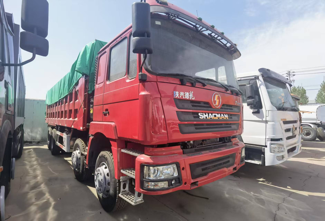 Shacman F3000 8*4 Dump truck - Kipper vrachtwagen: afbeelding 3 Shacman F3000 8*4 Dump truck - Kipper vrachtwagen: afbeelding 3