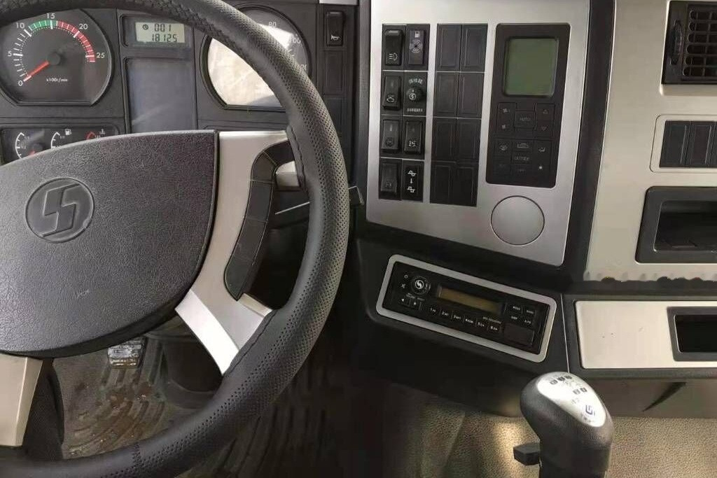 Shacman F3000 - Vacuümwagen: afbeelding 4 Shacman F3000 - Vacuümwagen: afbeelding 4