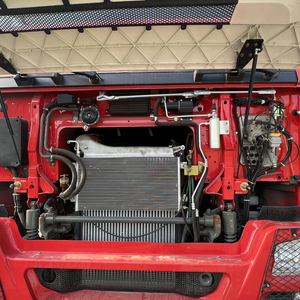 Kipper vrachtwagen Sinotruk HOWO 371 6*4 Dump truck: afbeelding 7 Kipper vrachtwagen Sinotruk HOWO 371 6*4 Dump truck: afbeelding 7