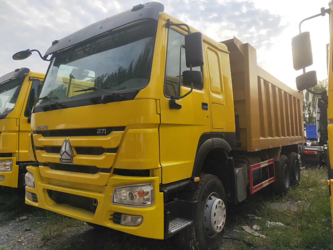 Sinotruk HOWO 371 6*4 Dump truck - Kipper vrachtwagen: afbeelding 3 Sinotruk HOWO 371 6*4 Dump truck - Kipper vrachtwagen: afbeelding 3