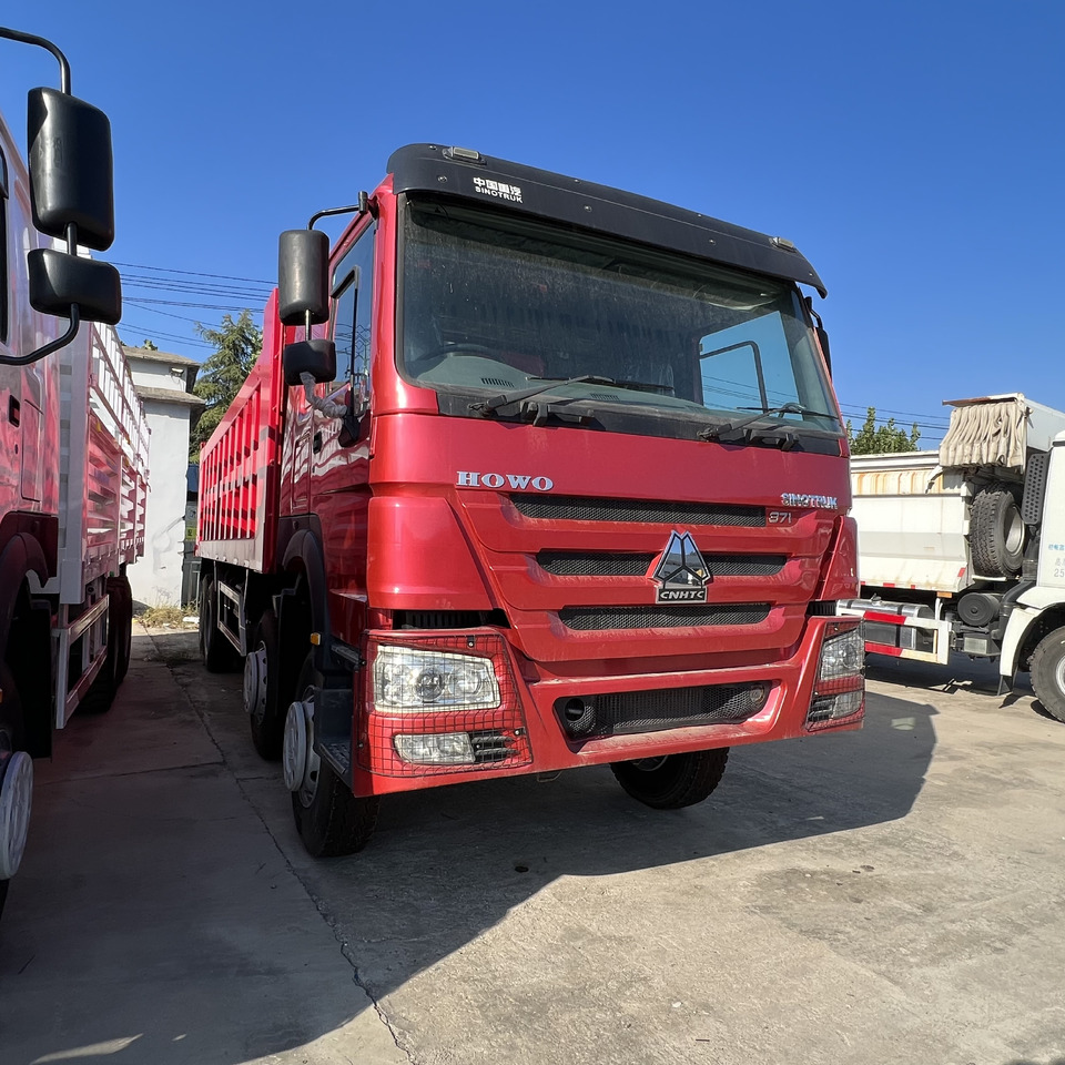 Sinotruk HOWO 371 8*4 Dump truck - Kipper vrachtwagen: afbeelding 1 Sinotruk HOWO 371 8*4 Dump truck - Kipper vrachtwagen: afbeelding 1