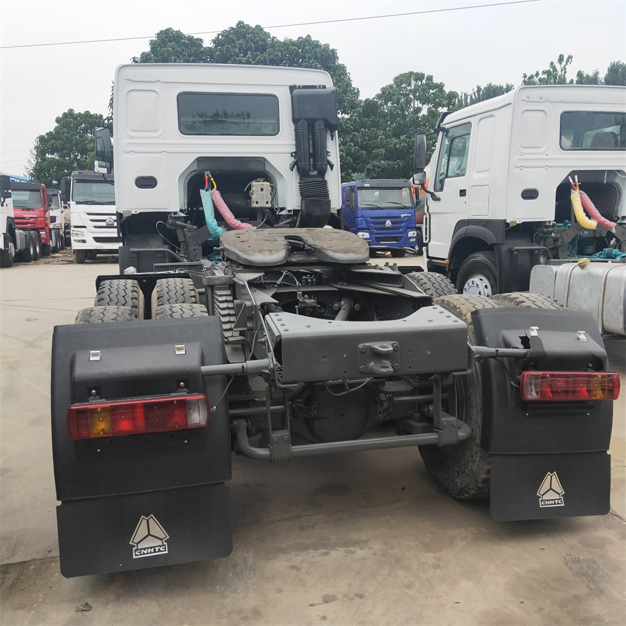 Sinotruk HOWO 371 tractor - Minidumper: afbeelding 5 Sinotruk HOWO 371 tractor - Minidumper: afbeelding 5