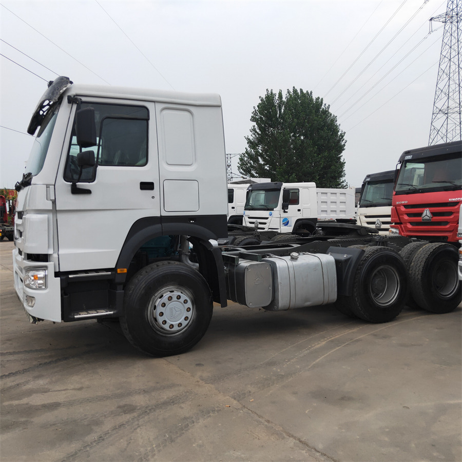 Sinotruk HOWO 371 tractor - Minidumper: afbeelding 4 Sinotruk HOWO 371 tractor - Minidumper: afbeelding 4