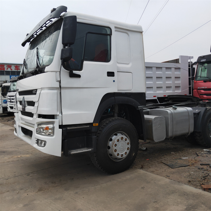 Sinotruk HOWO 420 tractor - Minidumper: afbeelding 5 Sinotruk HOWO 420 tractor - Minidumper: afbeelding 5
