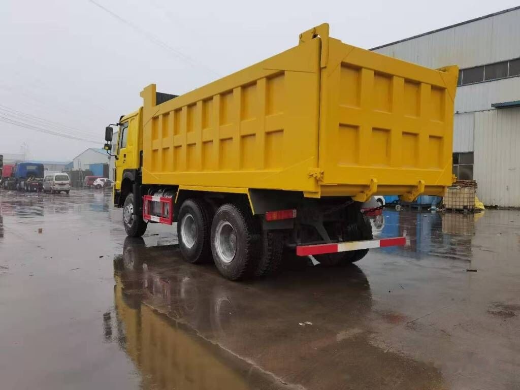 Sinotruk HOWO 6*4 Dump truck - Kipper vrachtwagen: afbeelding 4 Sinotruk HOWO 6*4 Dump truck - Kipper vrachtwagen: afbeelding 4