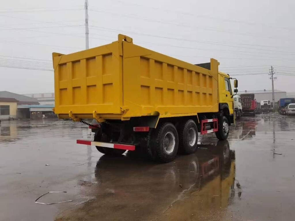 Sinotruk HOWO 6*4 Dump truck - Kipper vrachtwagen: afbeelding 3 Sinotruk HOWO 6*4 Dump truck - Kipper vrachtwagen: afbeelding 3