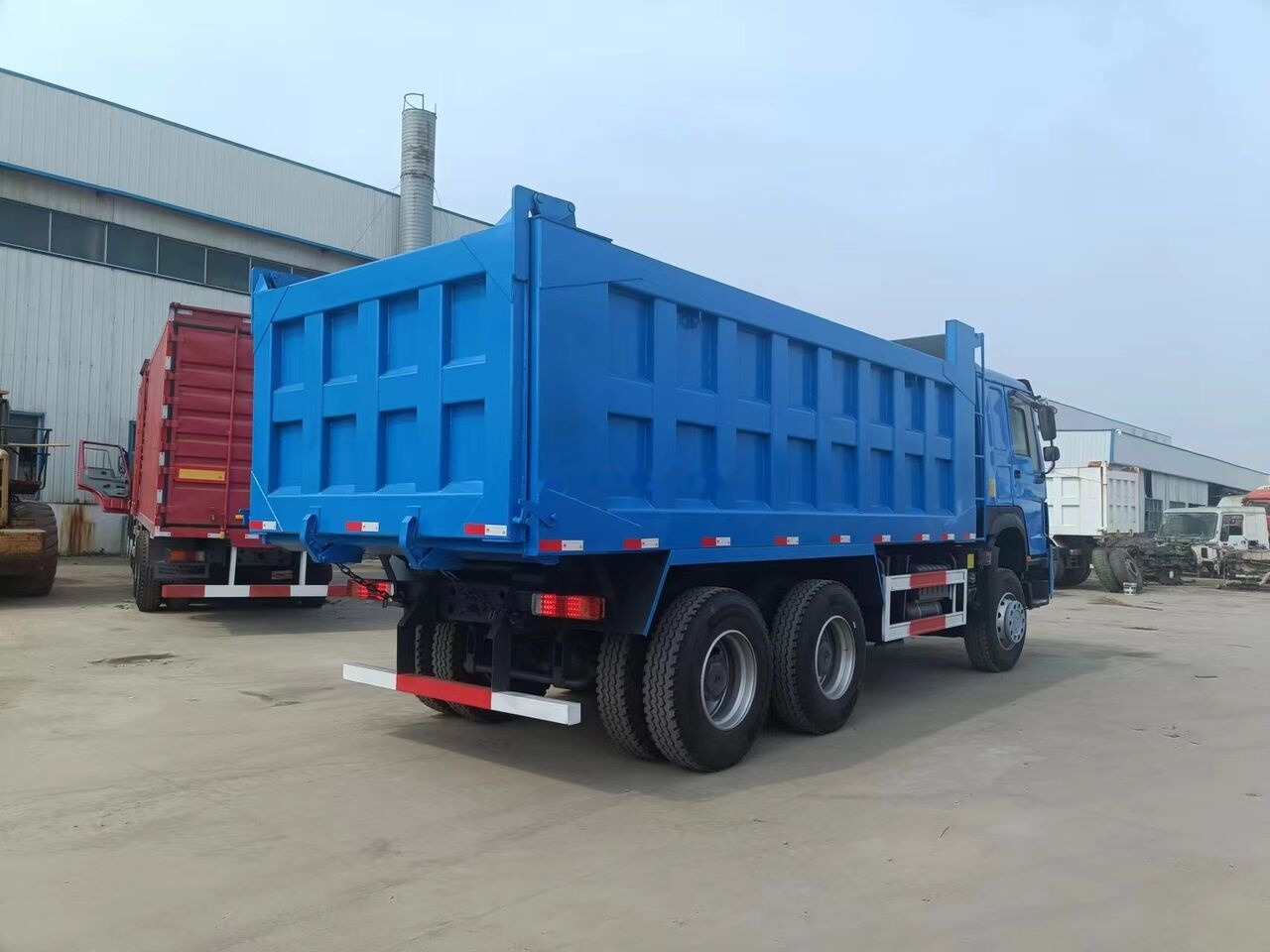 Kipper vrachtwagen Sinotruk HOWO 6x4: afbeelding 6