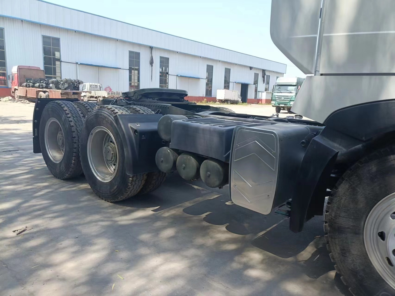 Sinotruk HOWO A7 tractor - Minidumper: afbeelding 5 Sinotruk HOWO A7 tractor - Minidumper: afbeelding 5