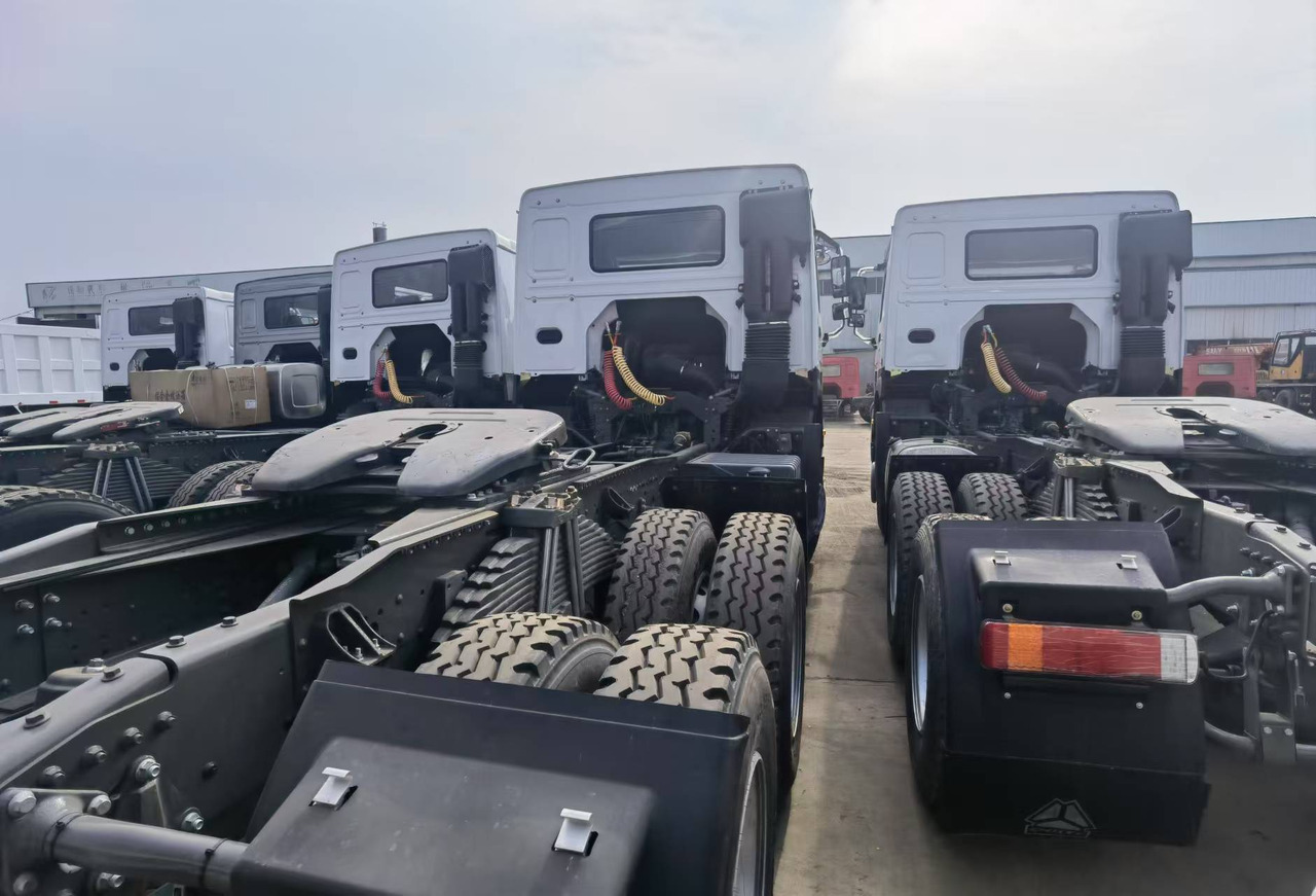 Trekker Sinotruk HOWO 371 Tractor: afbeelding 6