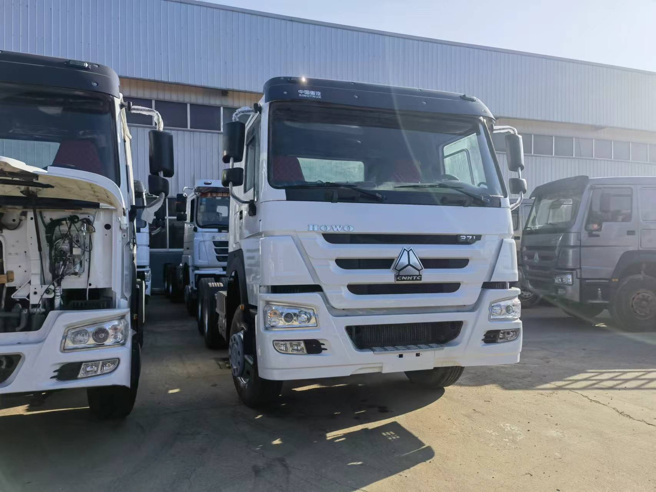 Sinotruk HOWO 371 Tractor - Trekker: afbeelding 3 Sinotruk HOWO 371 Tractor - Trekker: afbeelding 3