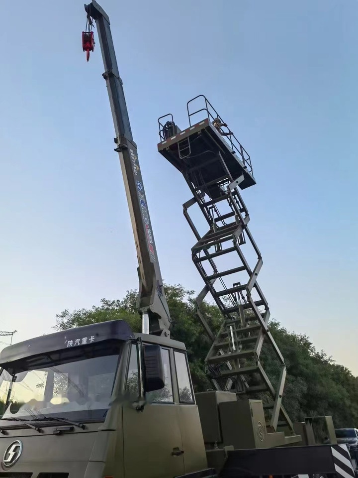 XCMG - Mobiele kraan: afbeelding 1 XCMG - Mobiele kraan: afbeelding 1