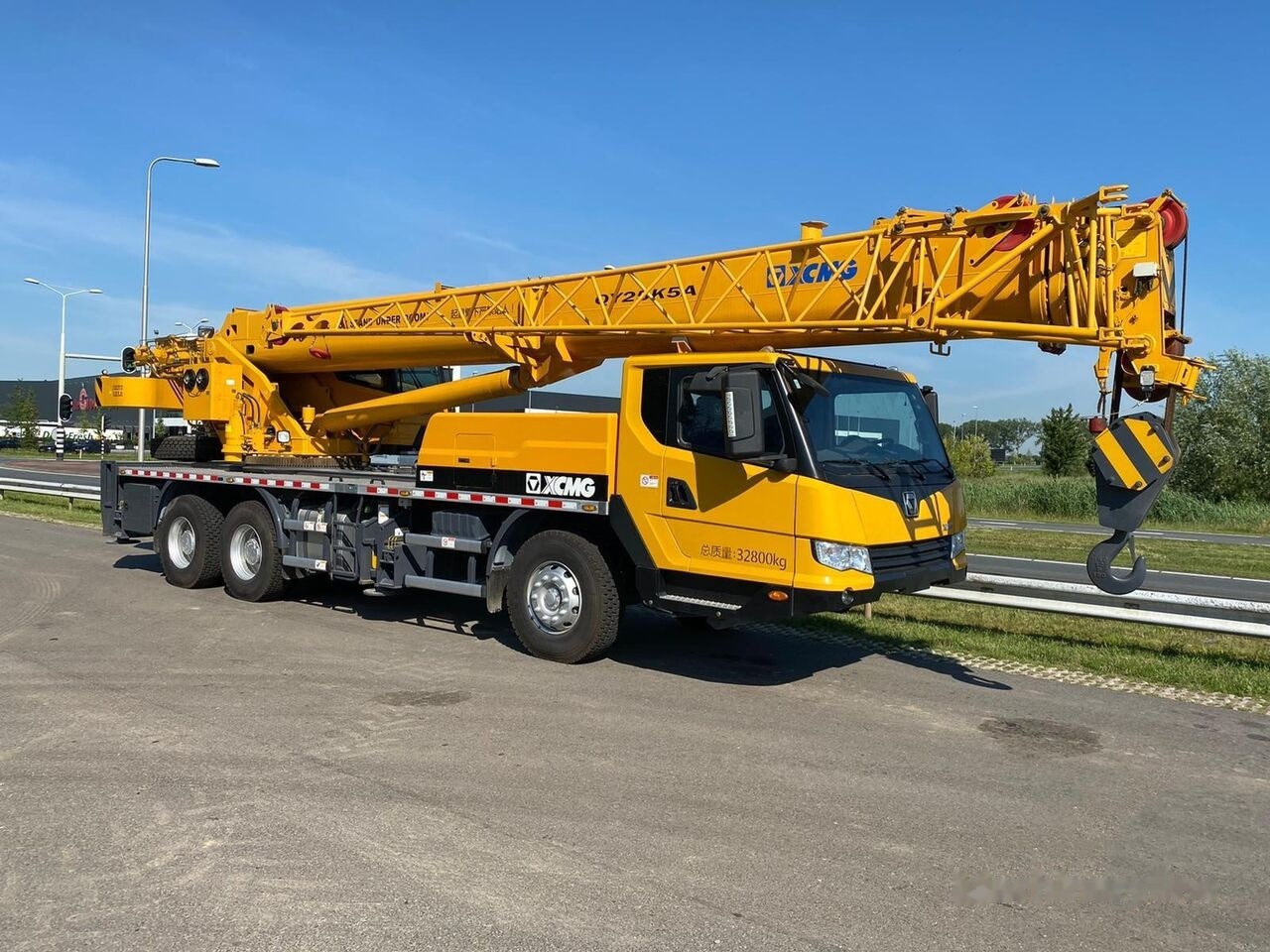 XCMG QY25K - Mobiele kraan: afbeelding 2 XCMG QY25K - Mobiele kraan: afbeelding 2