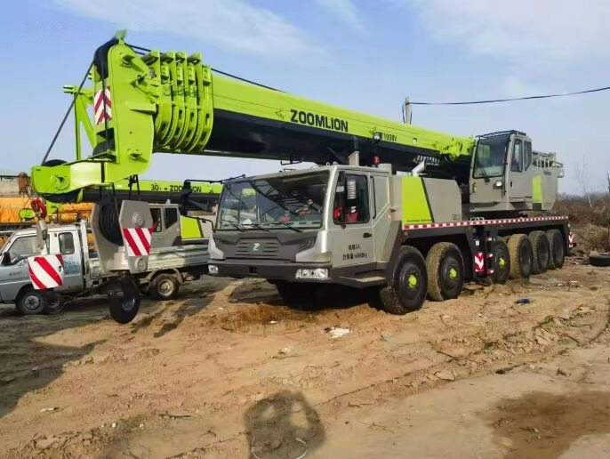 Zoomlion ZTC 1000V - Mobiele kraan: afbeelding 1 Zoomlion ZTC 1000V - Mobiele kraan: afbeelding 1