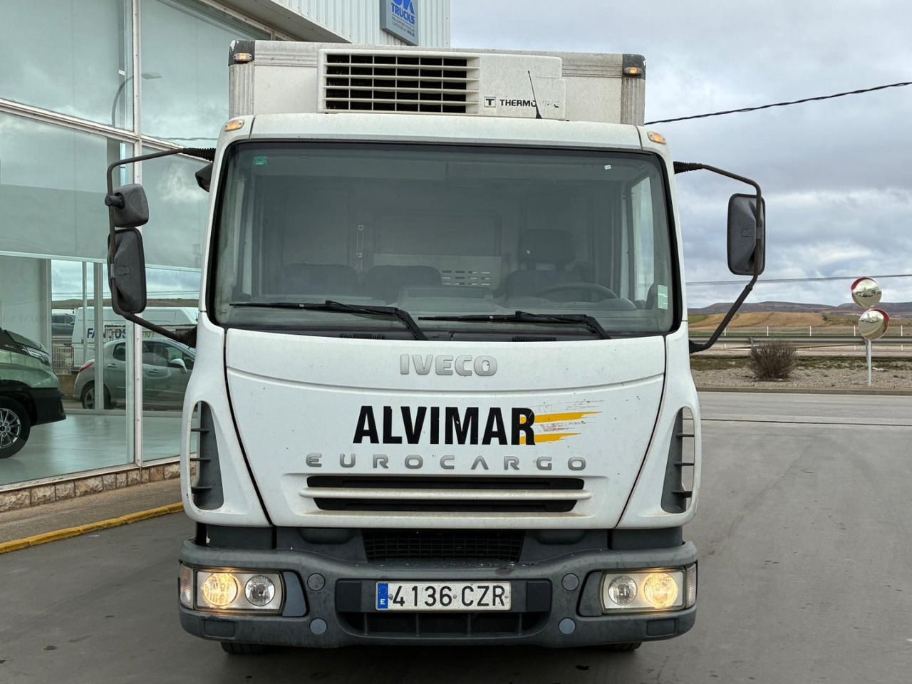Caja cerrada IVECO Eurocargo ML 100 E18 P - Koelwagen vrachtwagen: afbeelding 2 Caja cerrada IVECO Eurocargo ML 100 E18 P - Koelwagen vrachtwagen: afbeelding 2