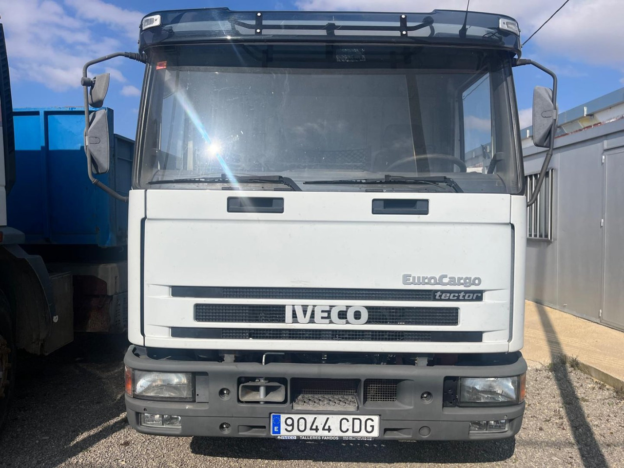 Caja cerrada IVECO Eurocargo ML80E17 - Schuifzeilen vrachtwagen: afbeelding 2 Caja cerrada IVECO Eurocargo ML80E17 - Schuifzeilen vrachtwagen: afbeelding 2