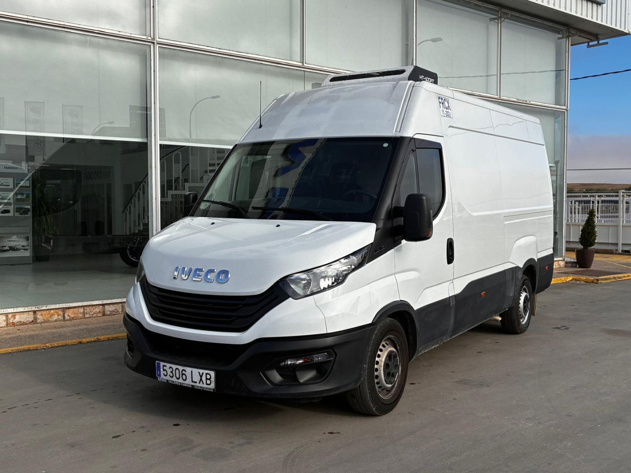 Frigorífico IVECO 35S16 V FRIGORÍFICA 12m3 - Koelwagen: afbeelding 1 Frigorífico IVECO 35S16 V FRIGORÍFICA 12m3 - Koelwagen: afbeelding 1