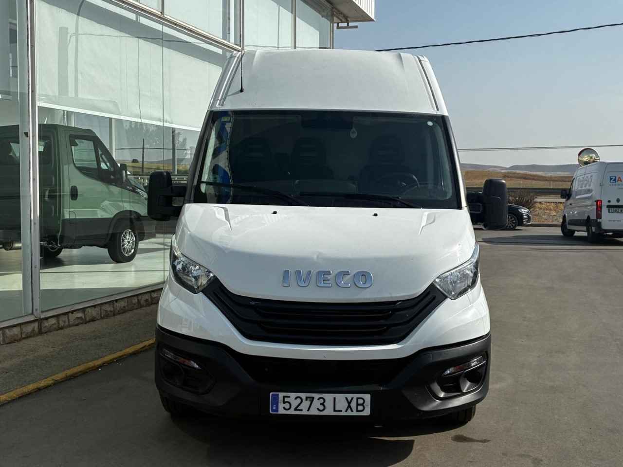 Furgón IVECO 35S16 V 12m3 - Gesloten bestelwagen: afbeelding 2 Furgón IVECO 35S16 V 12m3 - Gesloten bestelwagen: afbeelding 2