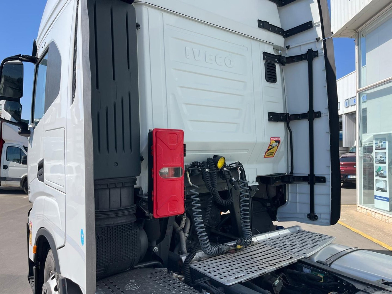 Cabeza Tractora IVECO 460 AUTOMATICO INTARDER ADR - Trekker: afbeelding 5 Cabeza Tractora IVECO 460 AUTOMATICO INTARDER ADR - Trekker: afbeelding 5