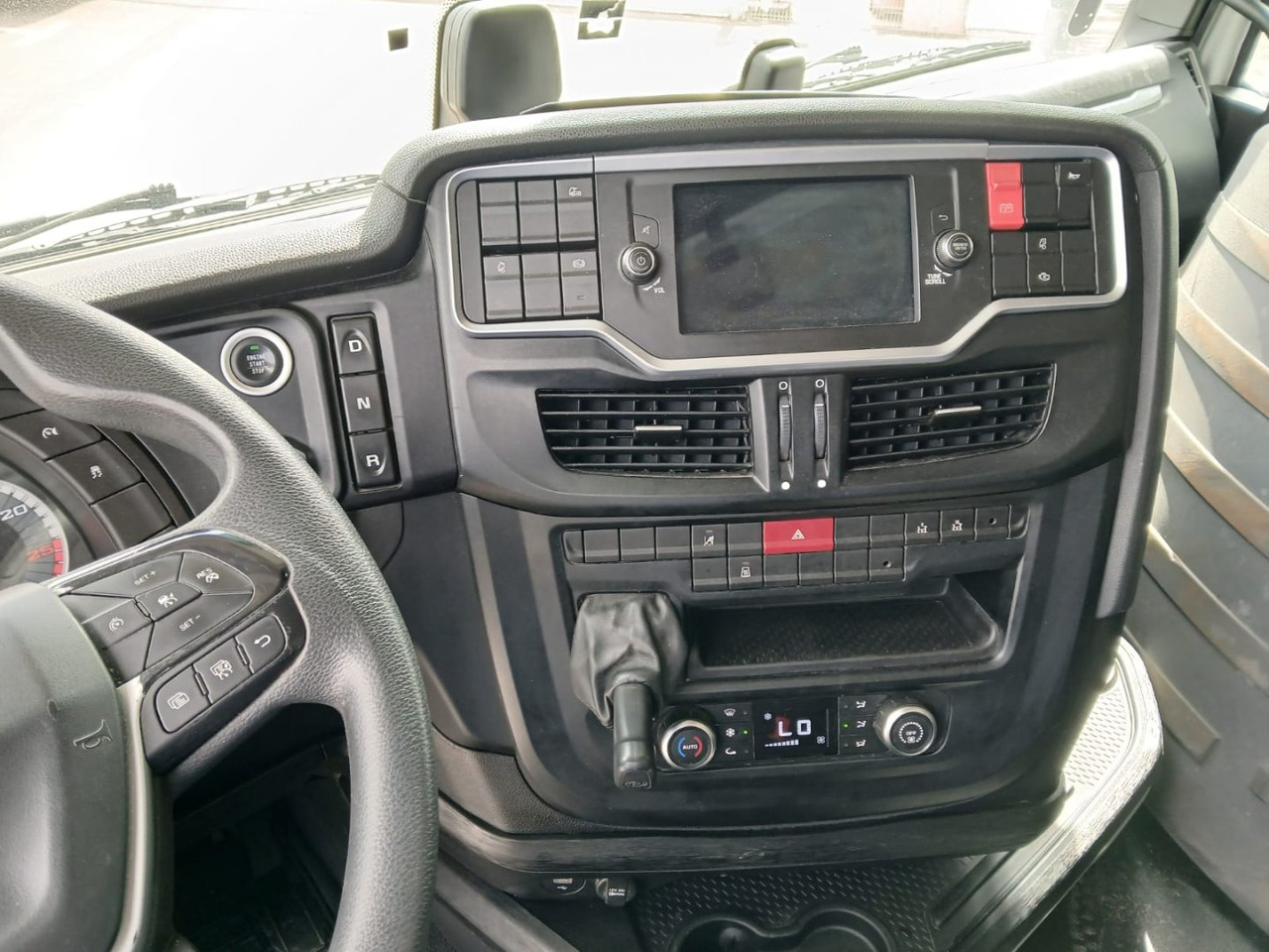 Trekker Cabeza Tractora IVECO 460 AUTOMATICO  INTARDER ADR: afbeelding 7