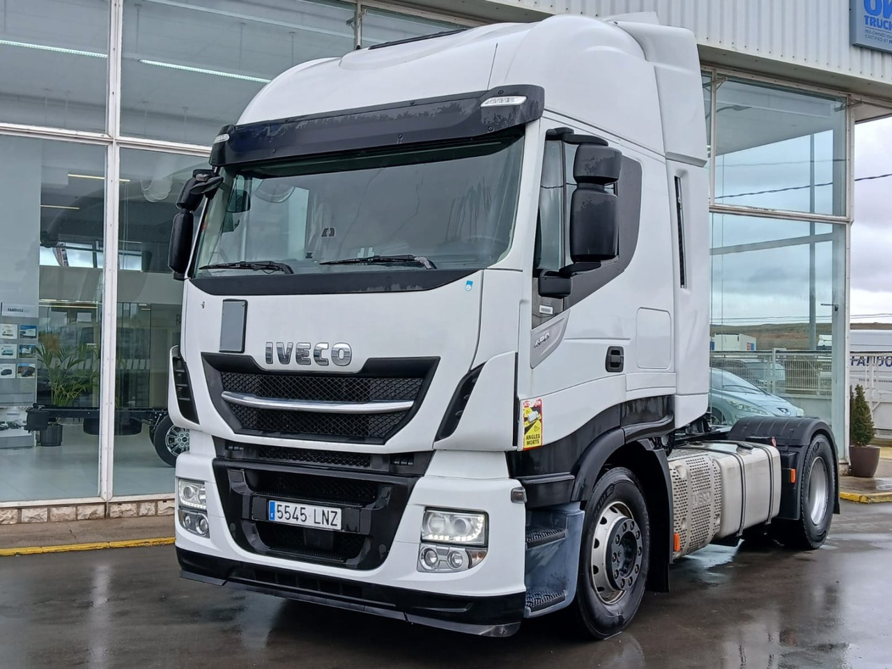 Cabeza Tractora IVECO 480 AUTOMATICO CON INTARDER - Trekker: afbeelding 1 Cabeza Tractora IVECO 480 AUTOMATICO CON INTARDER - Trekker: afbeelding 1