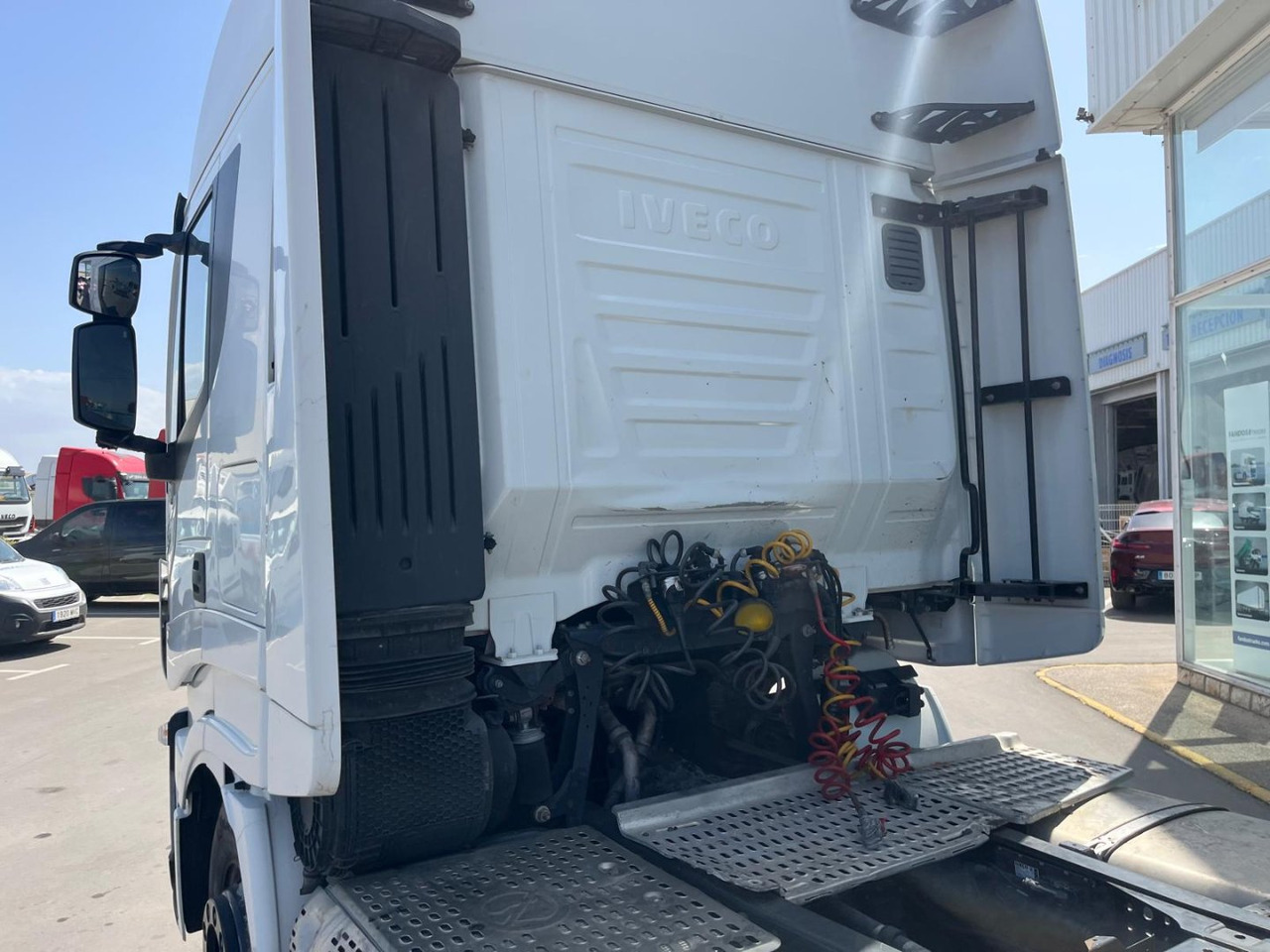 Cabeza Tractora IVECO 480 AUTOMATICO CON INTARDER - Trekker: afbeelding 4 Cabeza Tractora IVECO 480 AUTOMATICO CON INTARDER - Trekker: afbeelding 4