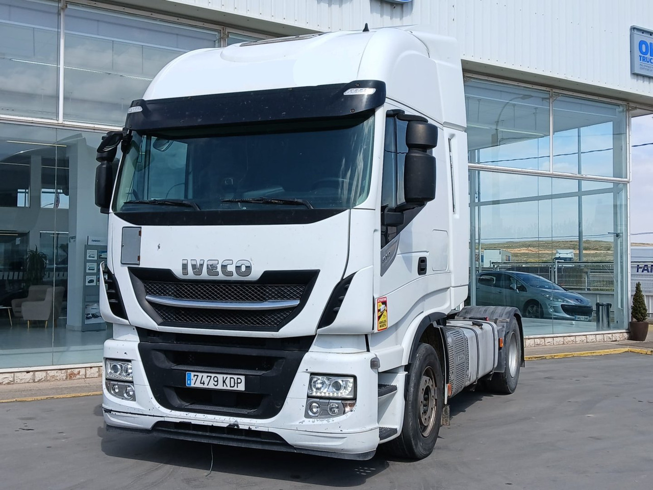 Cabeza Tractora IVECO 510 AUTOMATICO CON INTARDER - Trekker: afbeelding 1 Cabeza Tractora IVECO 510 AUTOMATICO CON INTARDER - Trekker: afbeelding 1