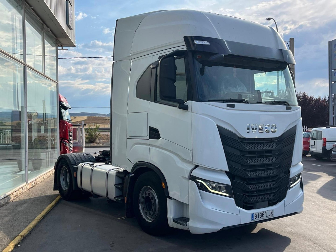 Cabeza Tractora IVECO 510 AUTOMATICO INTARDER - Trekker: afbeelding 3 Cabeza Tractora IVECO 510 AUTOMATICO INTARDER - Trekker: afbeelding 3