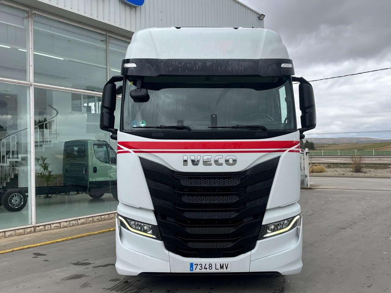 Cabeza Tractora IVECO 510 AUTOMATICO INTARDER - Trekker: afbeelding 2 Cabeza Tractora IVECO 510 AUTOMATICO INTARDER - Trekker: afbeelding 2