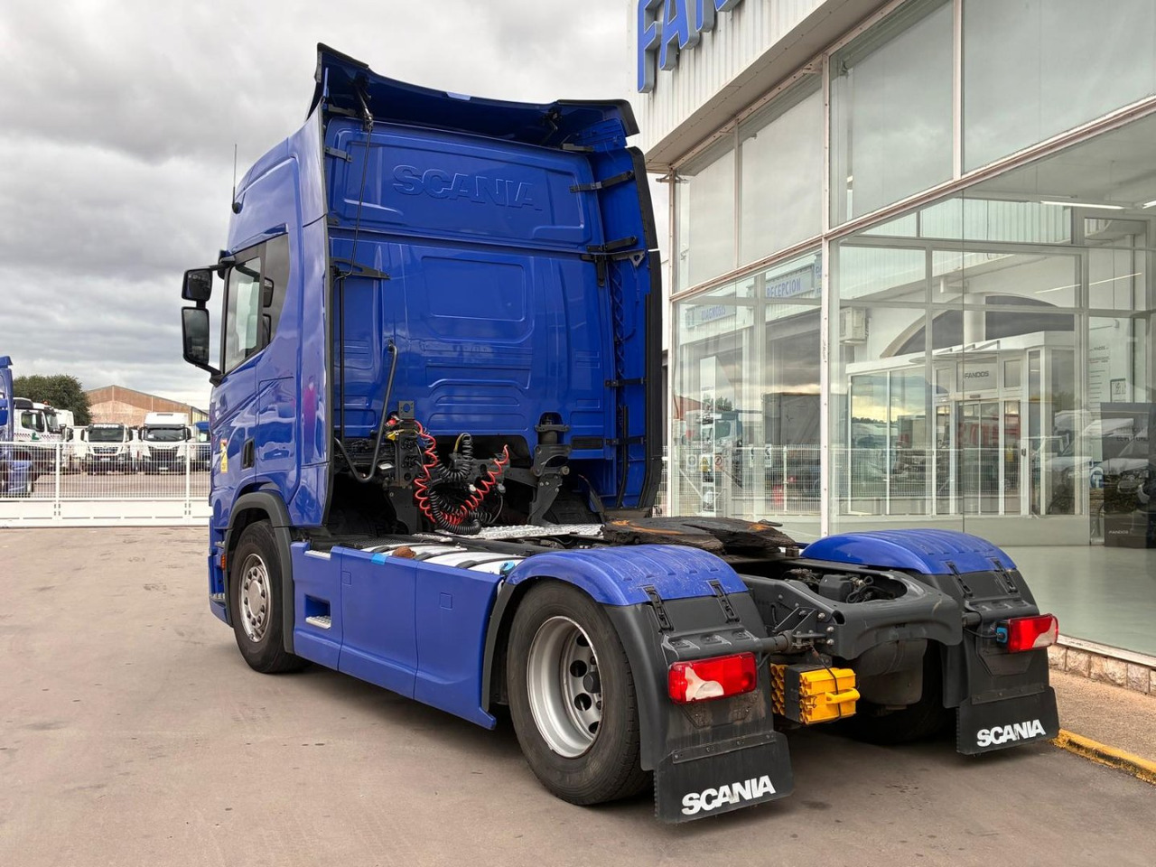 Cabeza Tractora Scania R450 AUTOMATICO-INTARDER - Trekker: afbeelding 4 Cabeza Tractora Scania R450 AUTOMATICO-INTARDER - Trekker: afbeelding 4