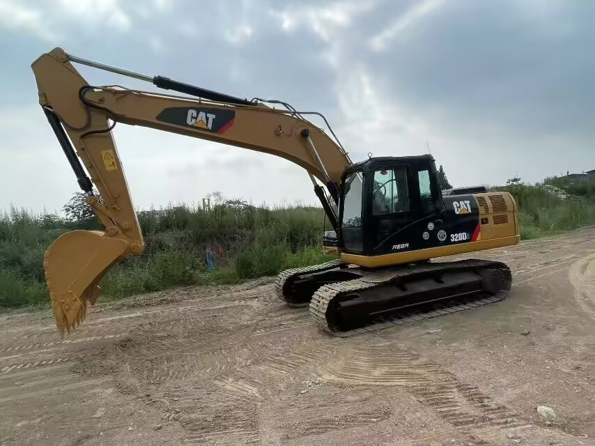 CAT 320D2 - Rupsgraafmachine: afbeelding 4 CAT 320D2 - Rupsgraafmachine: afbeelding 4