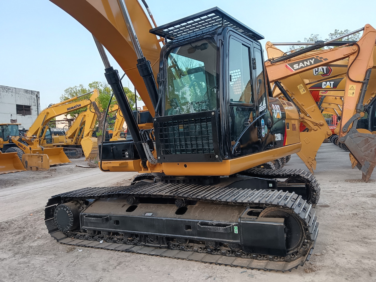 CATERPILLAR 320D CAT 320D2 L - Rupsgraafmachine: afbeelding 3 CATERPILLAR 320D CAT 320D2 L - Rupsgraafmachine: afbeelding 3
