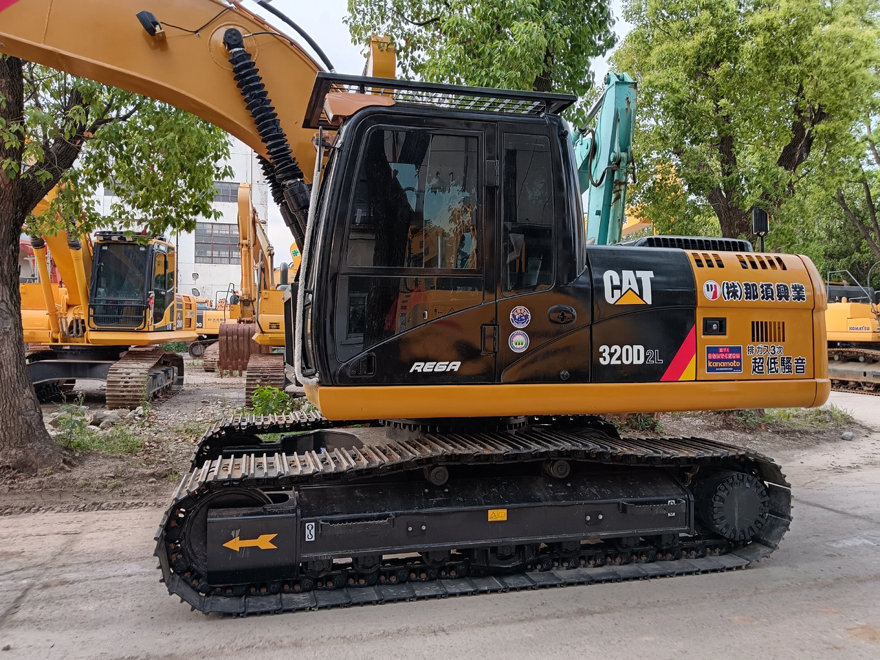 CATERPILLAR 320D2 CAT 320 D 2 L 336D2L 330D - Rupsgraafmachine: afbeelding 1 CATERPILLAR 320D2 CAT 320 D 2 L 336D2L 330D - Rupsgraafmachine: afbeelding 1