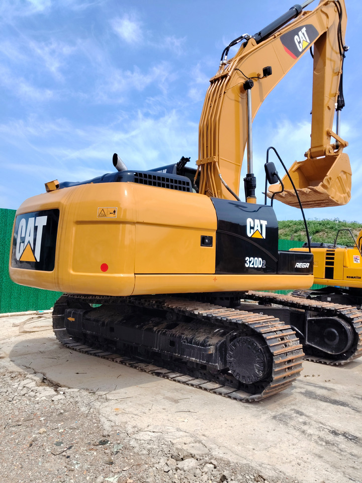 CATERPILLAR 320D2L CAT 320 D2 L WITH C7.1 ENGINE - Rupsgraafmachine: afbeelding 3 CATERPILLAR 320D2L CAT 320 D2 L WITH C7.1 ENGINE - Rupsgraafmachine: afbeelding 3