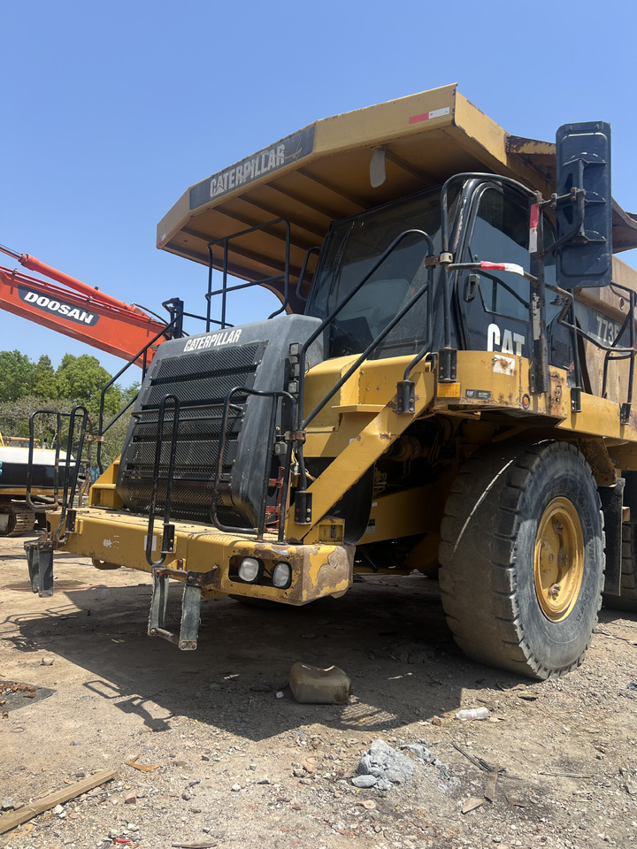 CATERPILLAR 773F CAT OFF ROAD TRUCK MINING DUMP TRUCK - Mijnbouw machine: afbeelding 2 CATERPILLAR 773F CAT OFF ROAD TRUCK MINING DUMP TRUCK - Mijnbouw machine: afbeelding 2